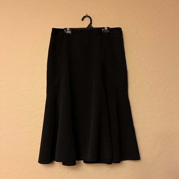 East 5th Black Skirt - Picture 7 of 14